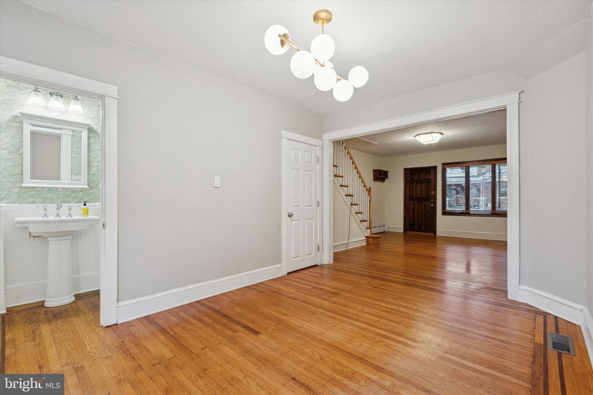 FAIRMOUNT - Residential