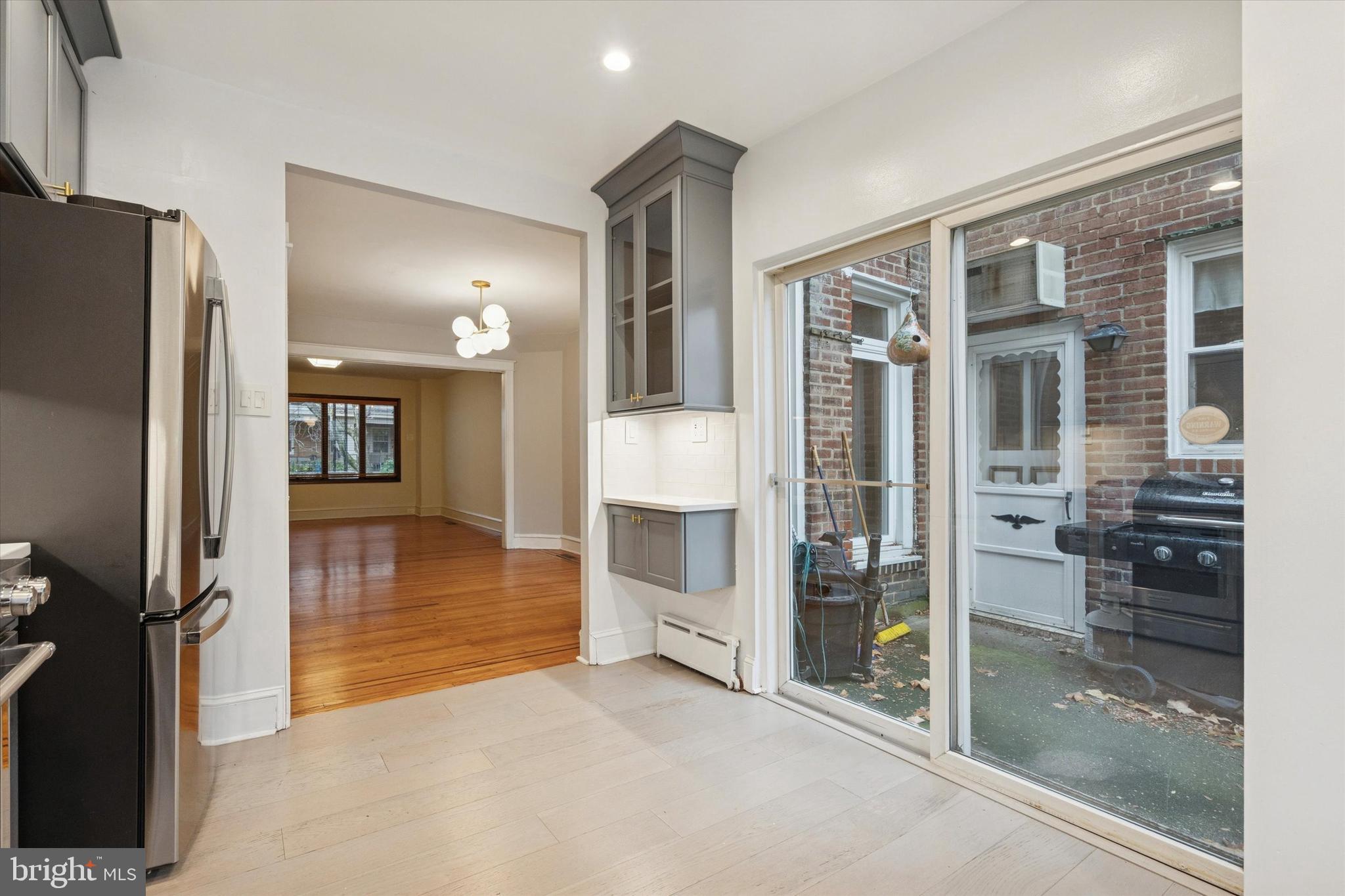 FAIRMOUNT - Residential