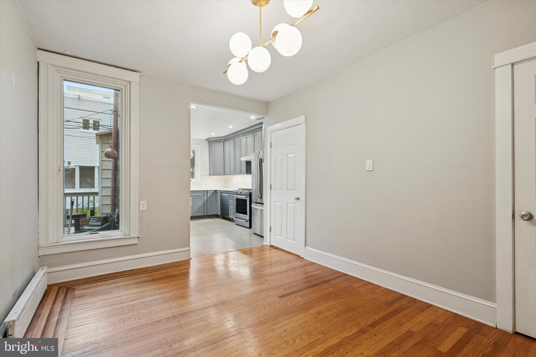 FAIRMOUNT - Residential