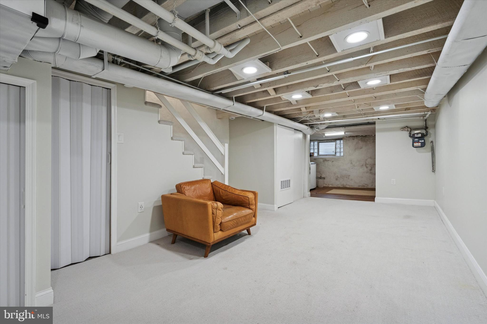 FAIRMOUNT - Residential