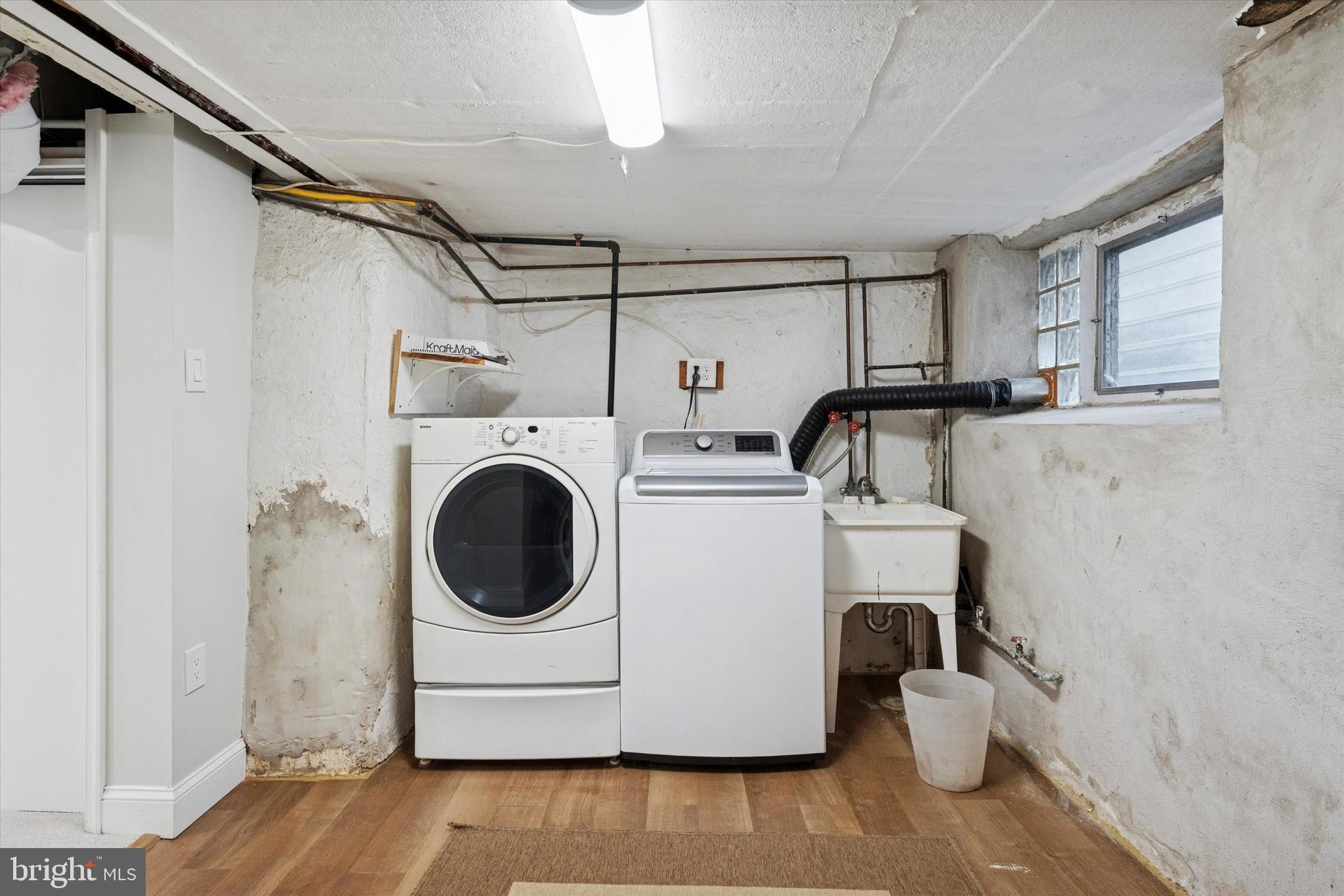 FAIRMOUNT - Residential