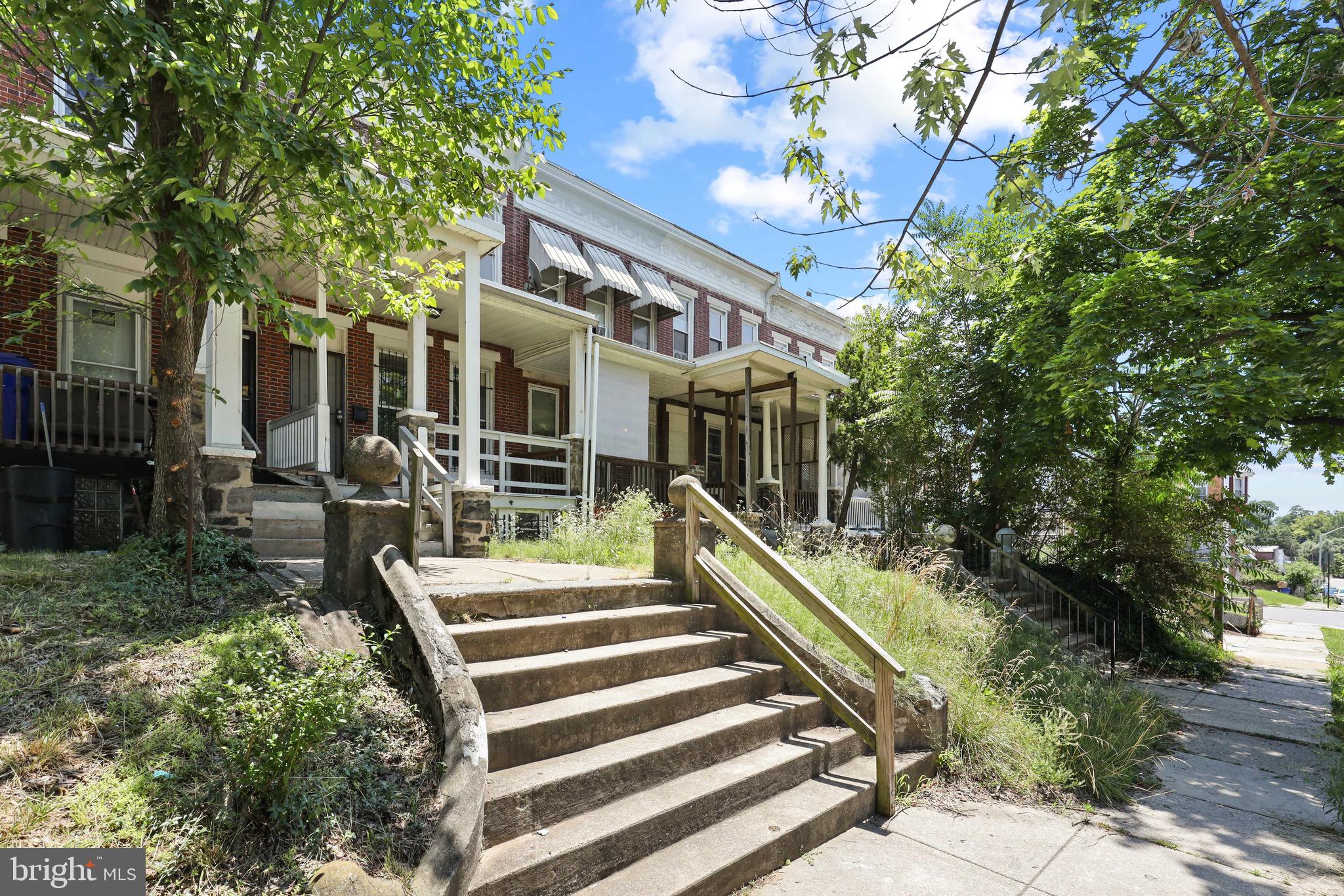 ROSEMONT - Residential Lease