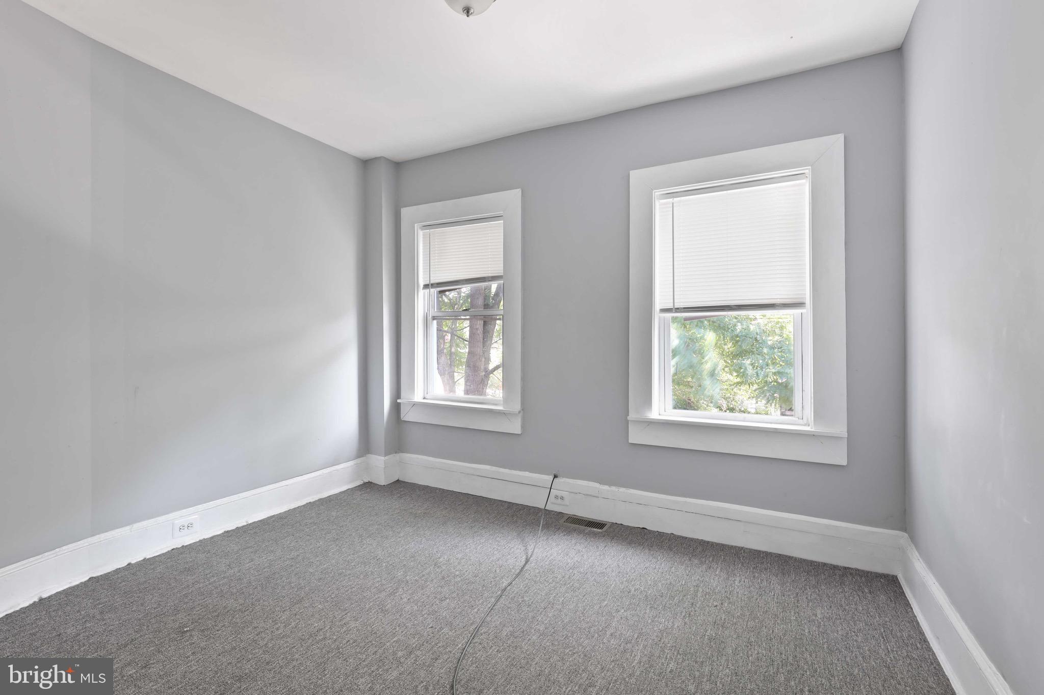 ROSEMONT - Residential Lease