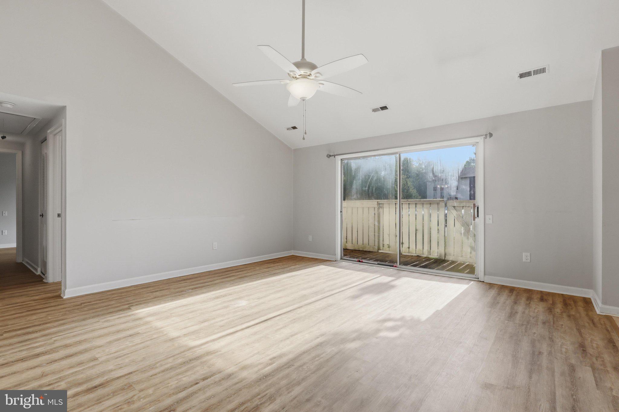 1508 KENSINGTON DRIVE