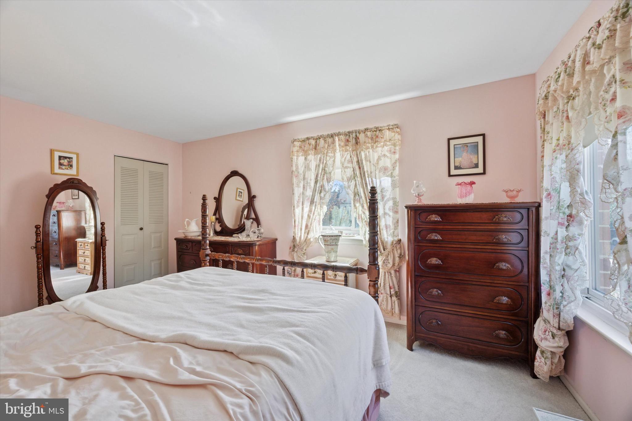 HILLTOP SUMMIT - Residential