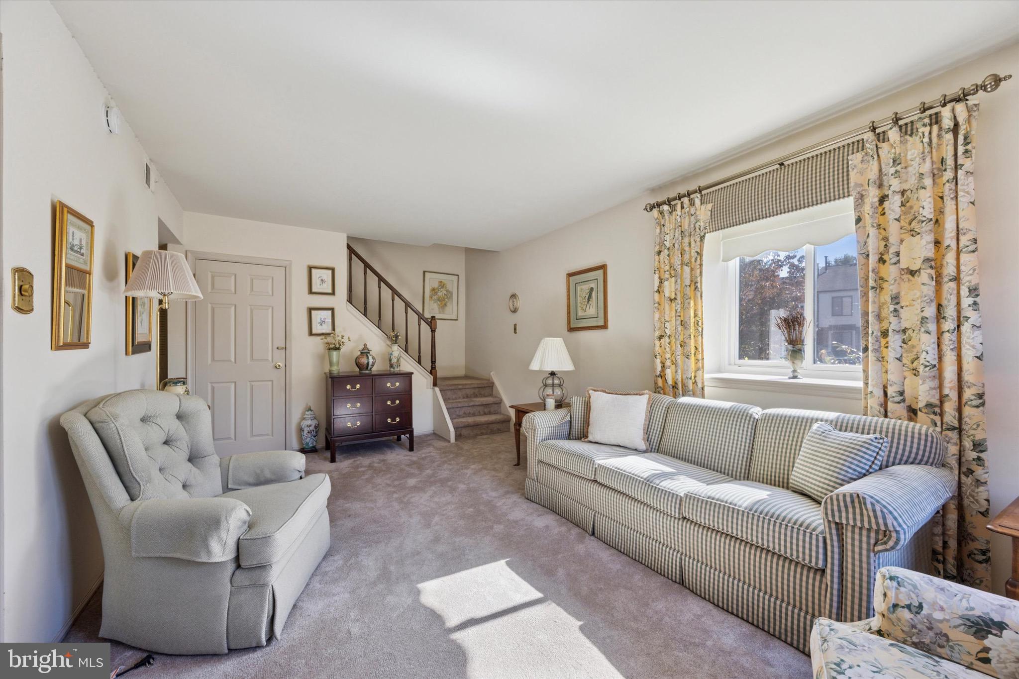 HILLTOP SUMMIT - Residential