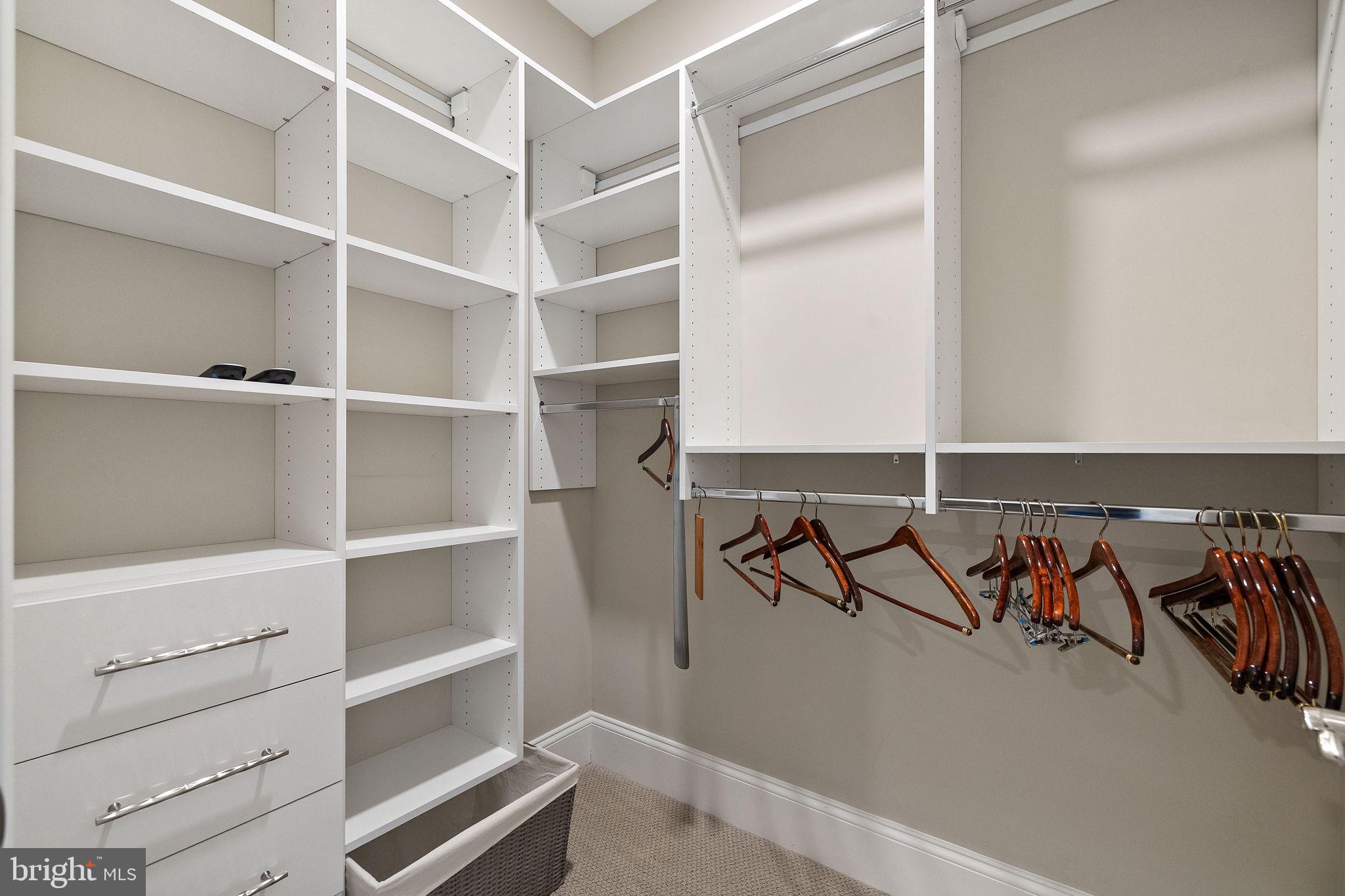 COLUMBIA PLACE - Residential