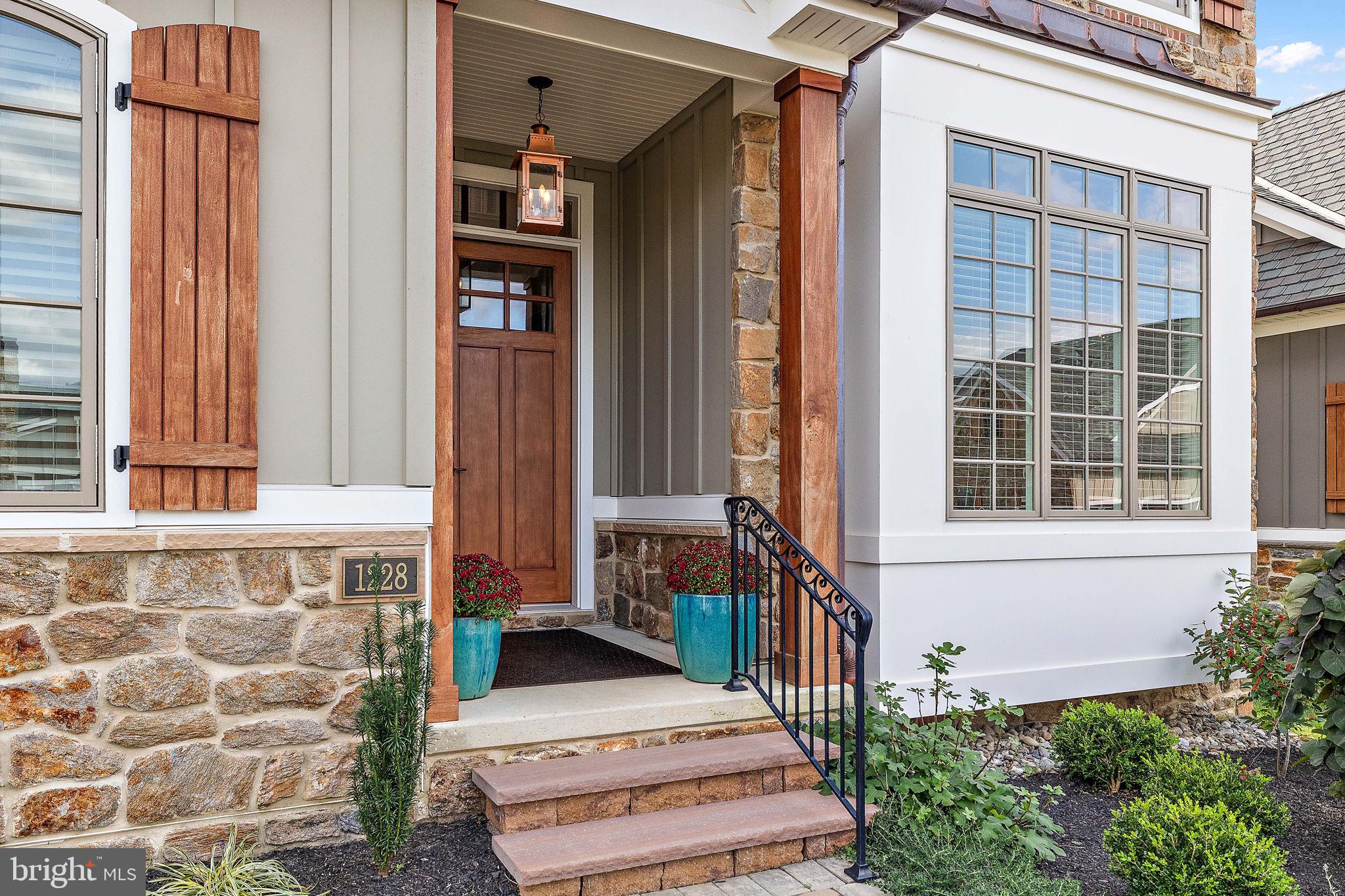 COLUMBIA PLACE - Residential