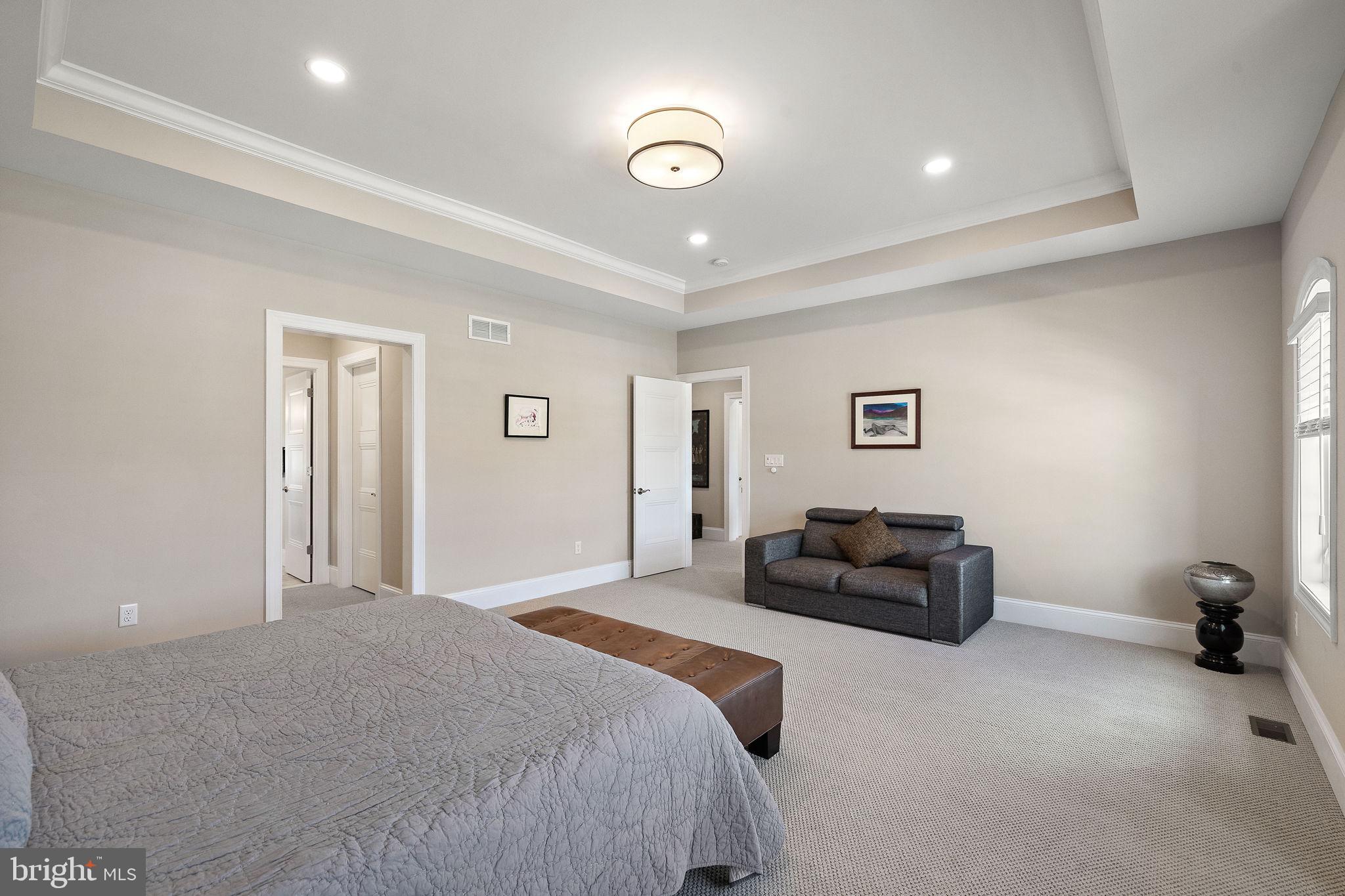 COLUMBIA PLACE - Residential