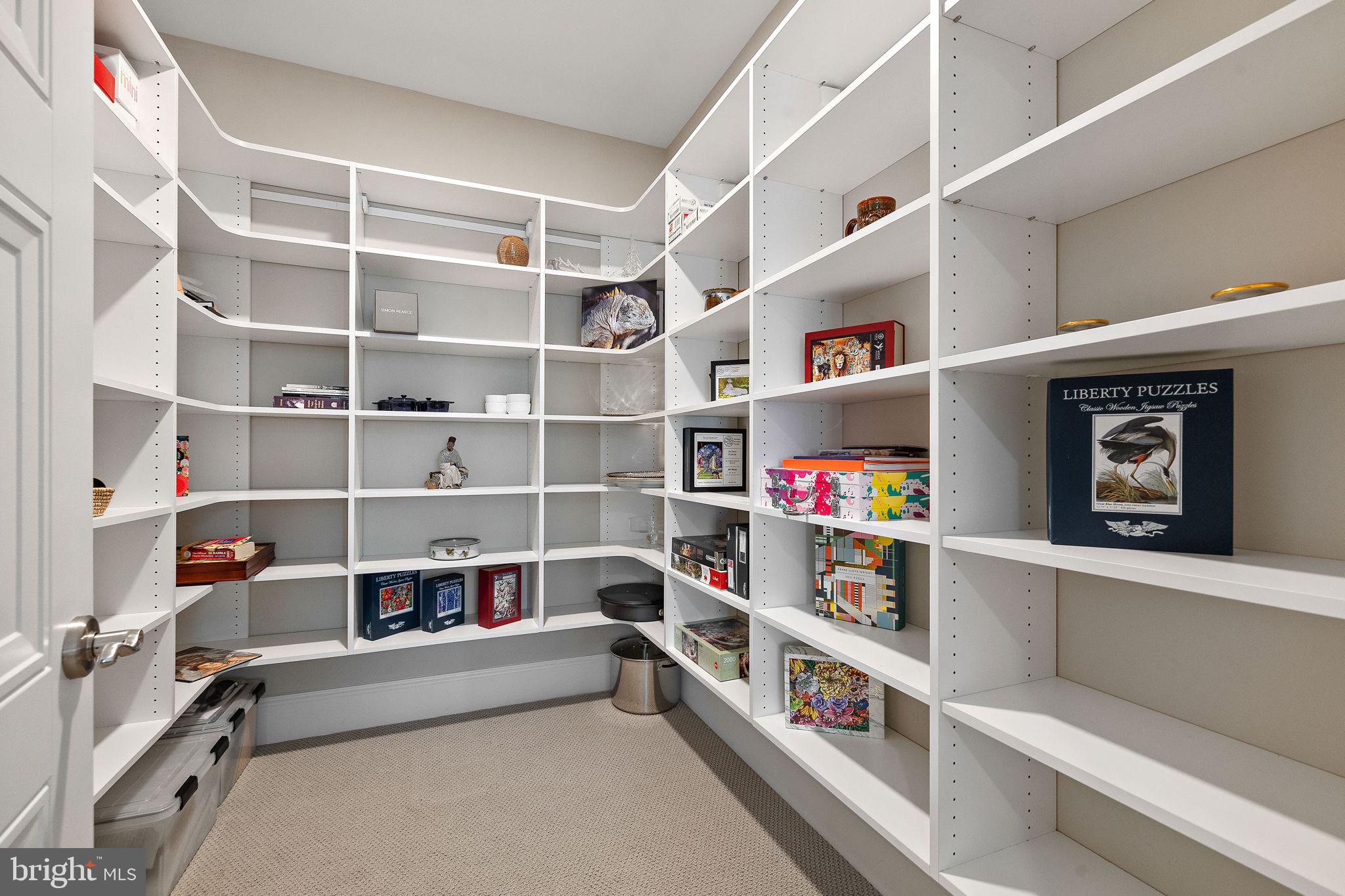 COLUMBIA PLACE - Residential