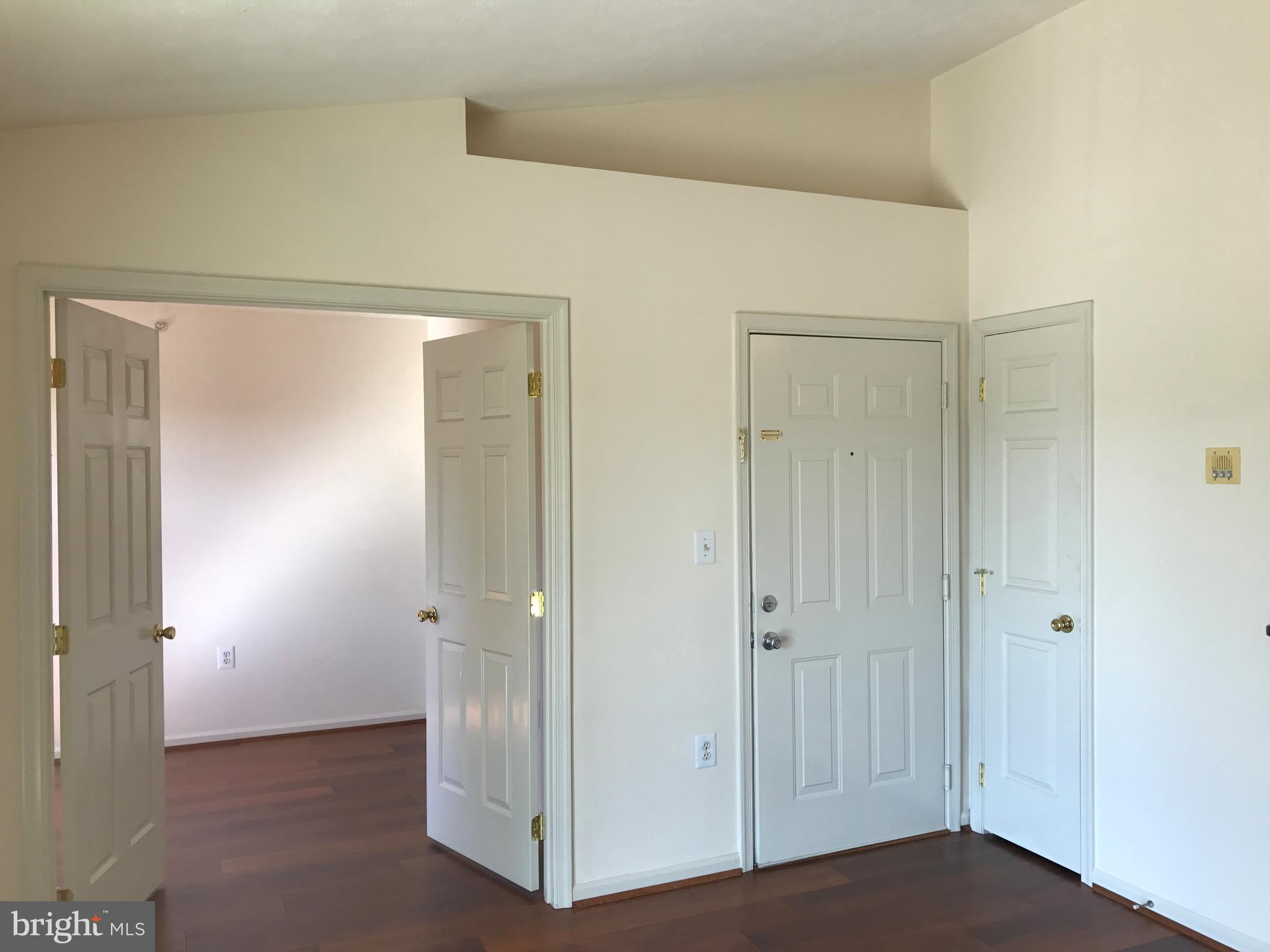 RIVERSIDE - Residential