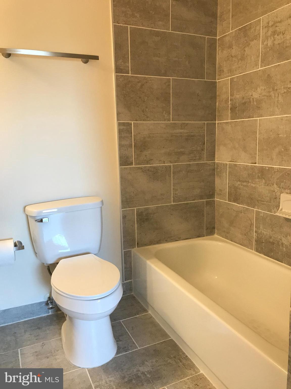 RIVERSIDE - Residential