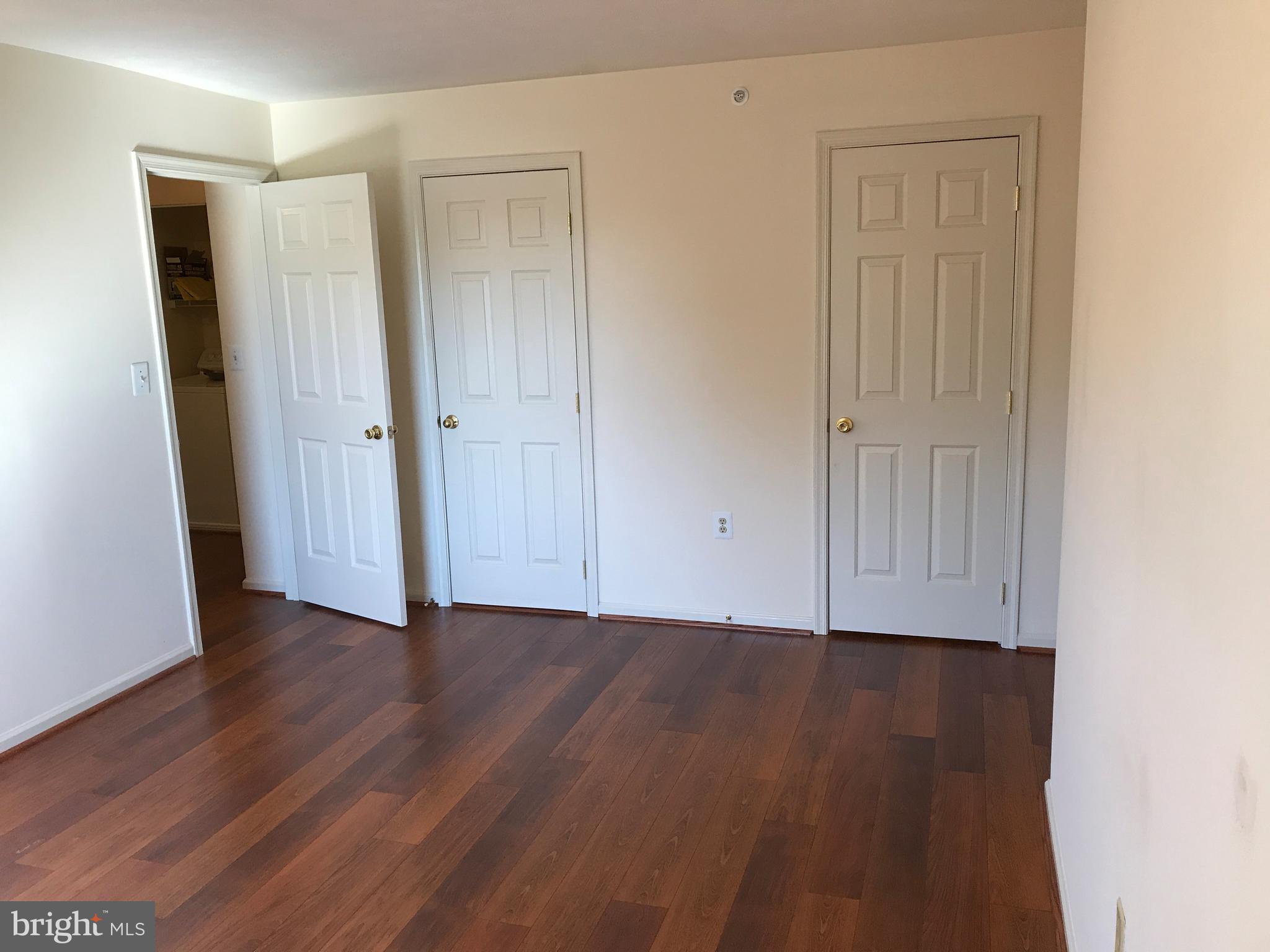 RIVERSIDE - Residential