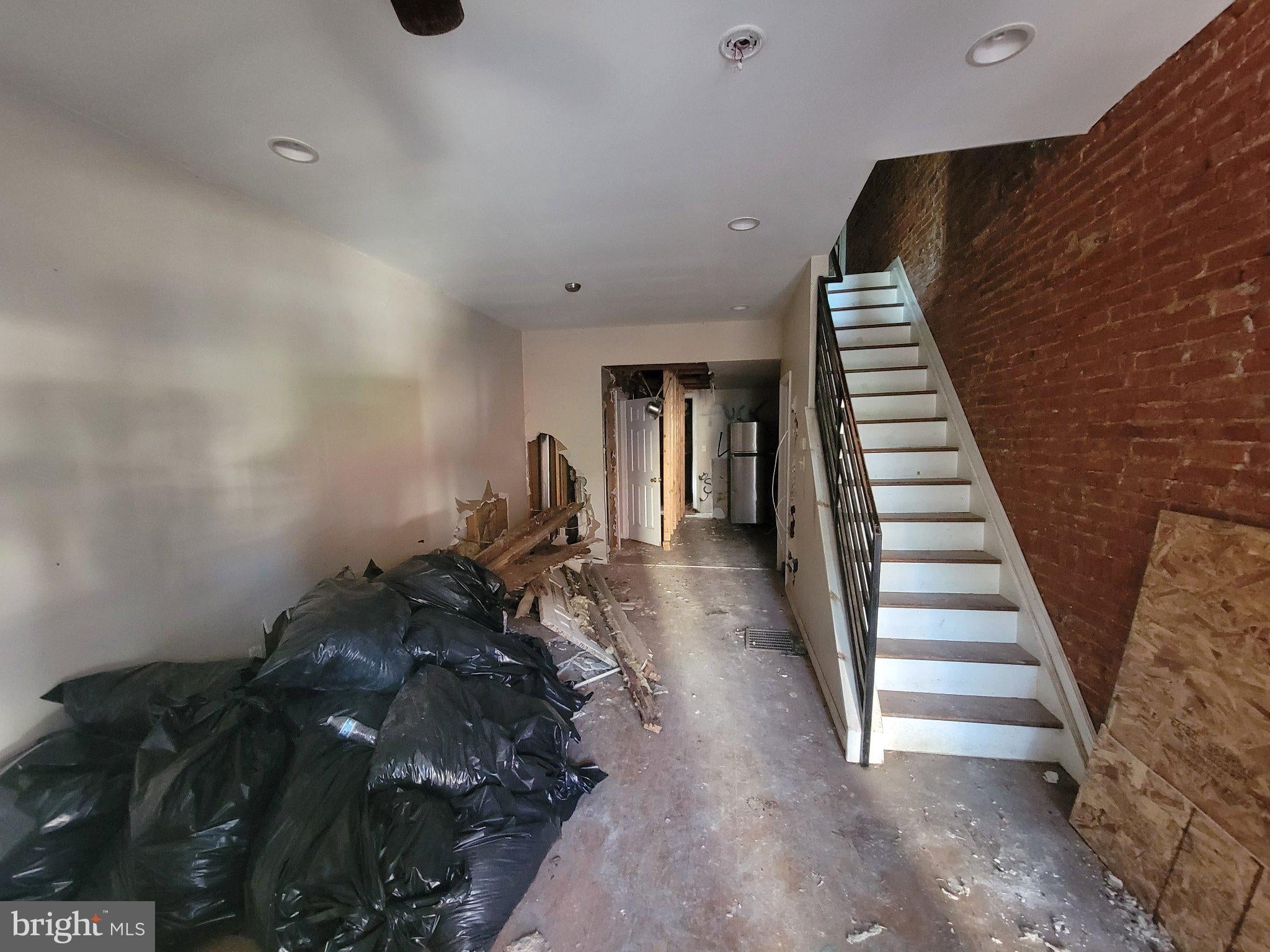 2604 JASPER STREET