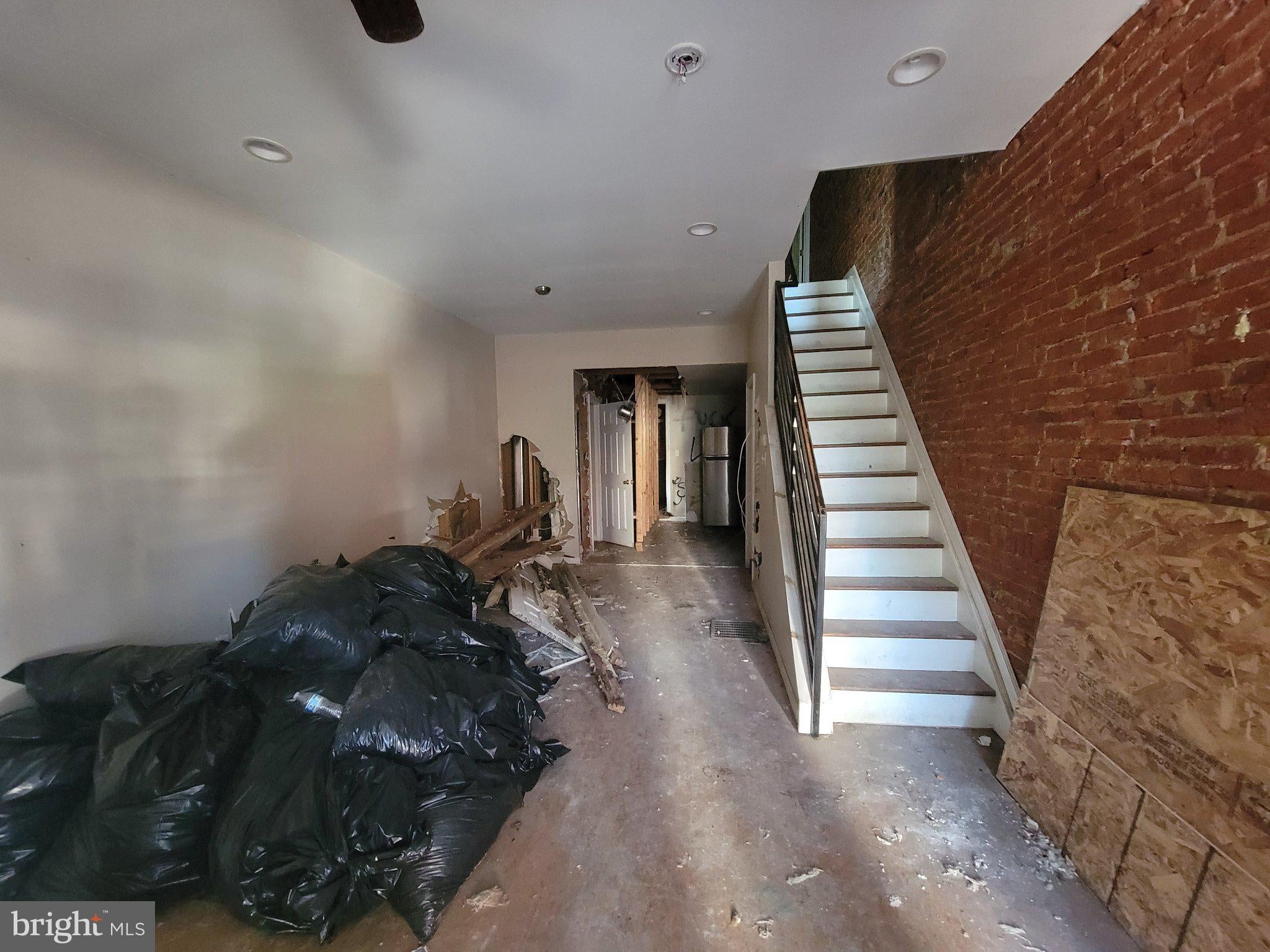2604 JASPER STREET