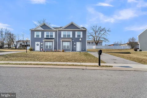 3624 Kortni Drive, Dover, PA MLS: PAYK2076970