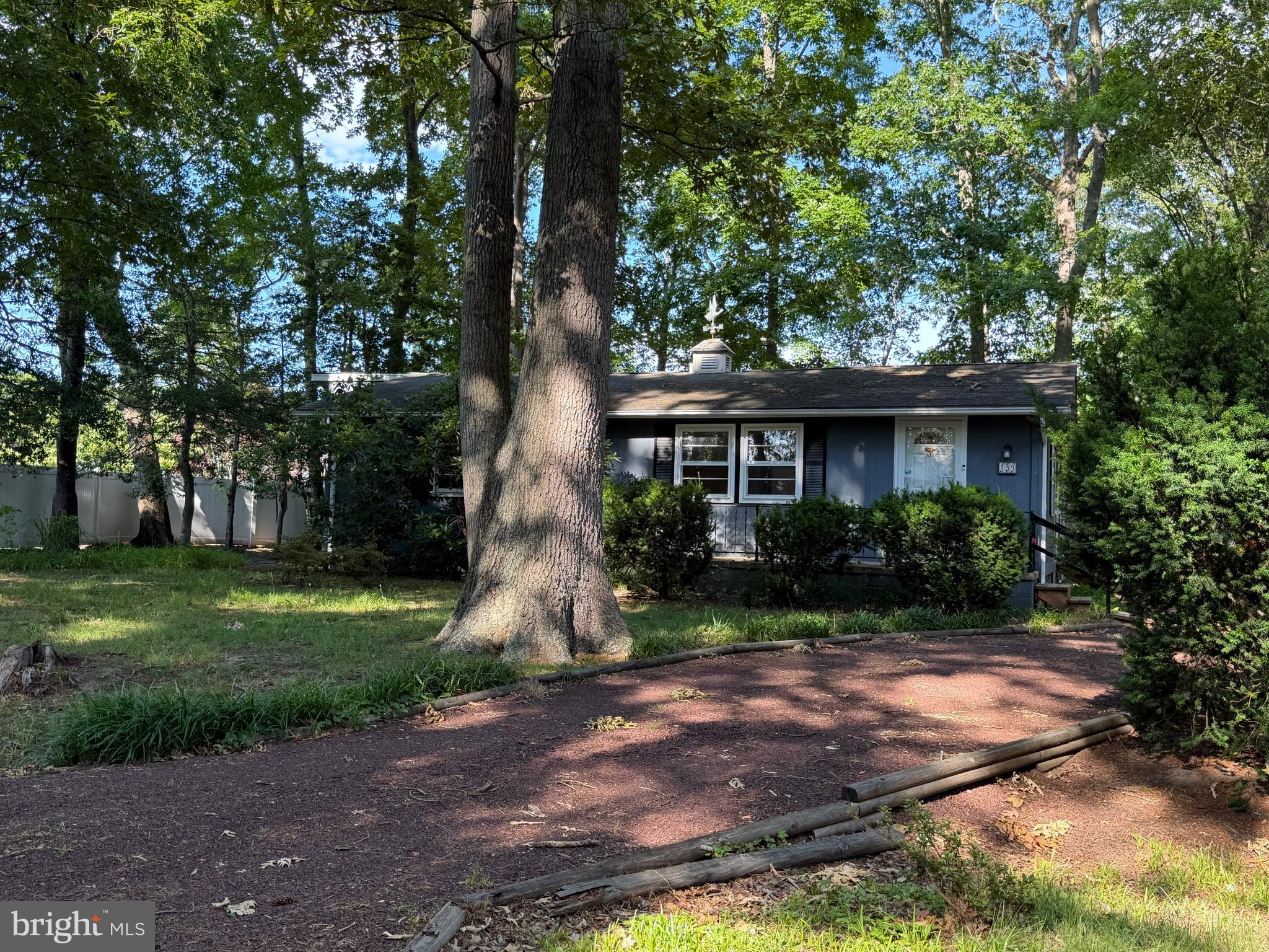139 STRAWBERRY WAY