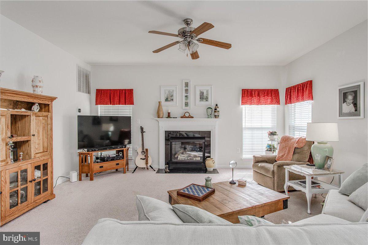 HUNTFIELD - Residential