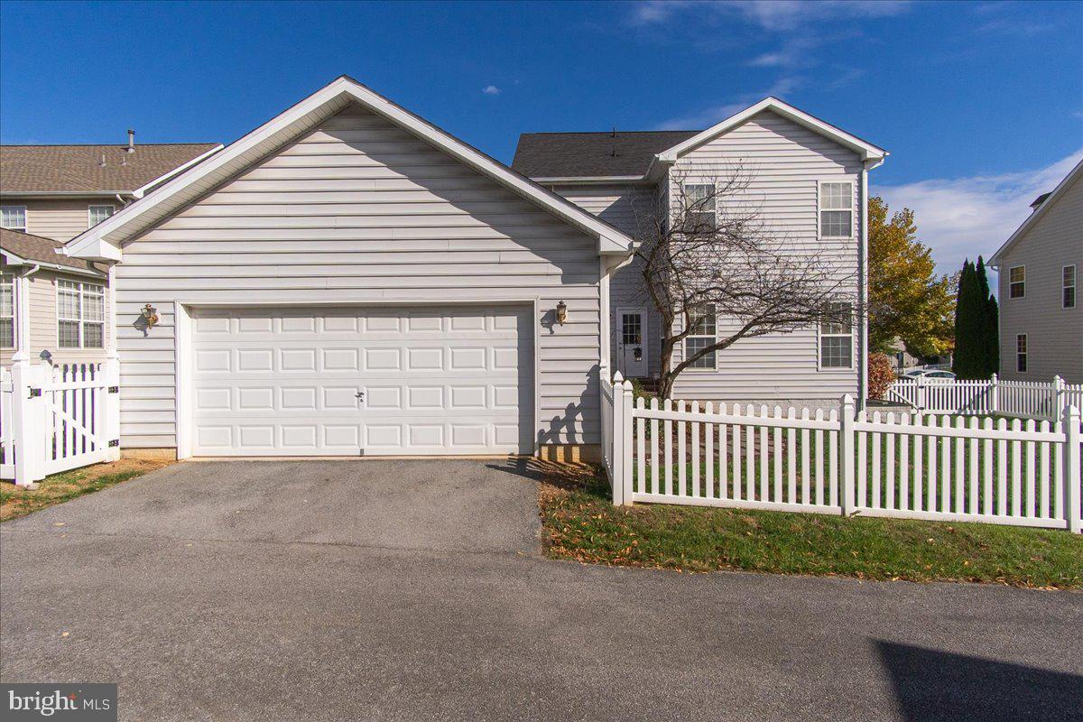 HUNTFIELD - Residential