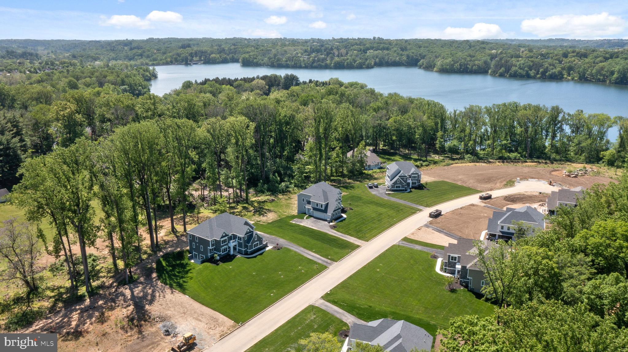 VILLAGE OF FOUR SEASONS - Residential