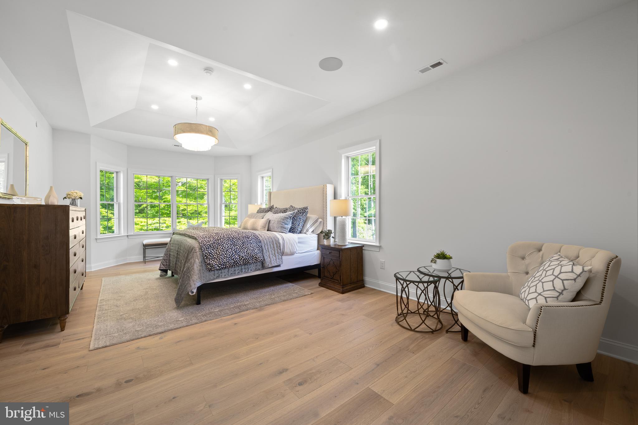 VILLAGE OF FOUR SEASONS - Residential