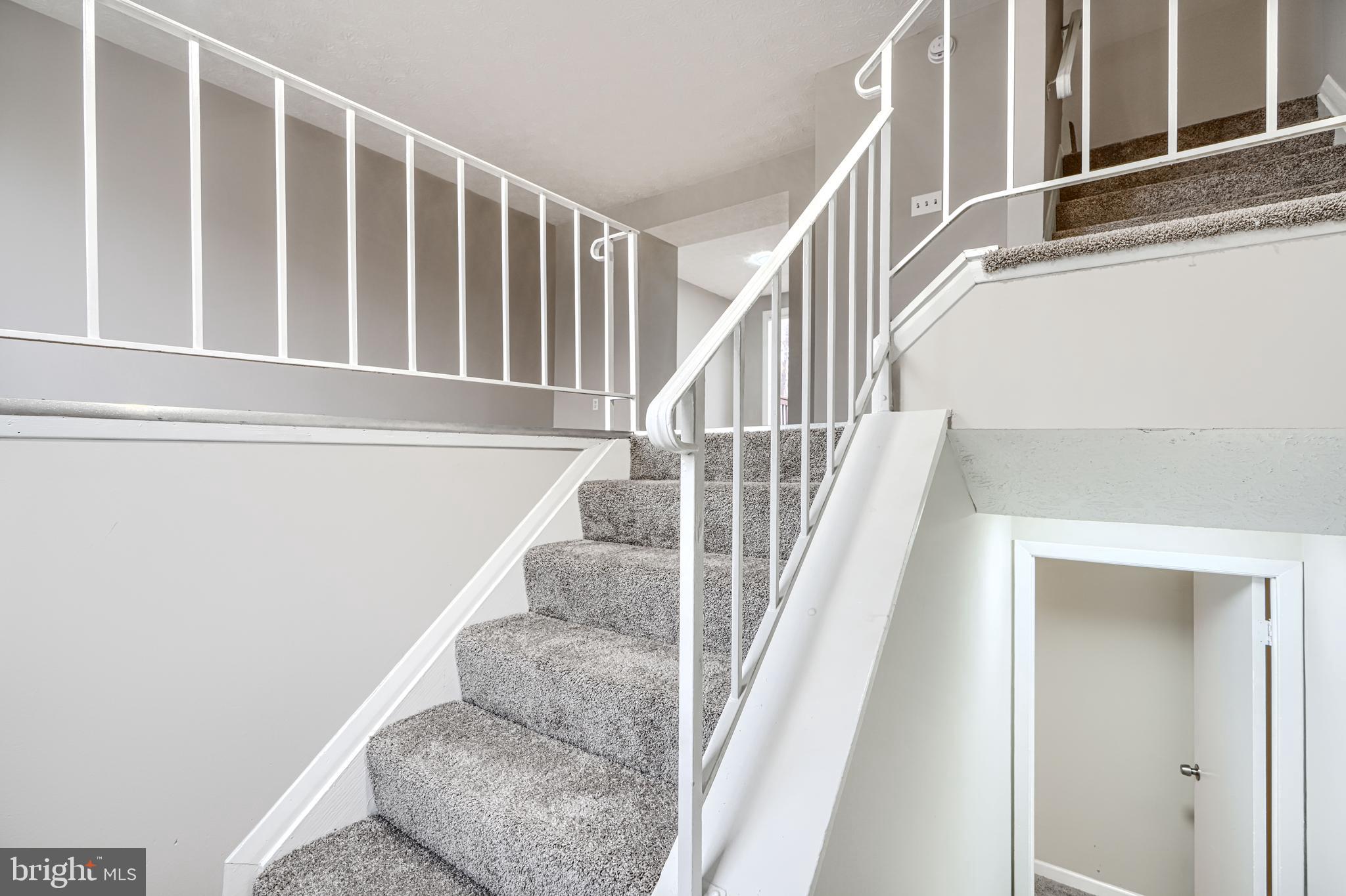 CARROLL CREST - Residential Lease