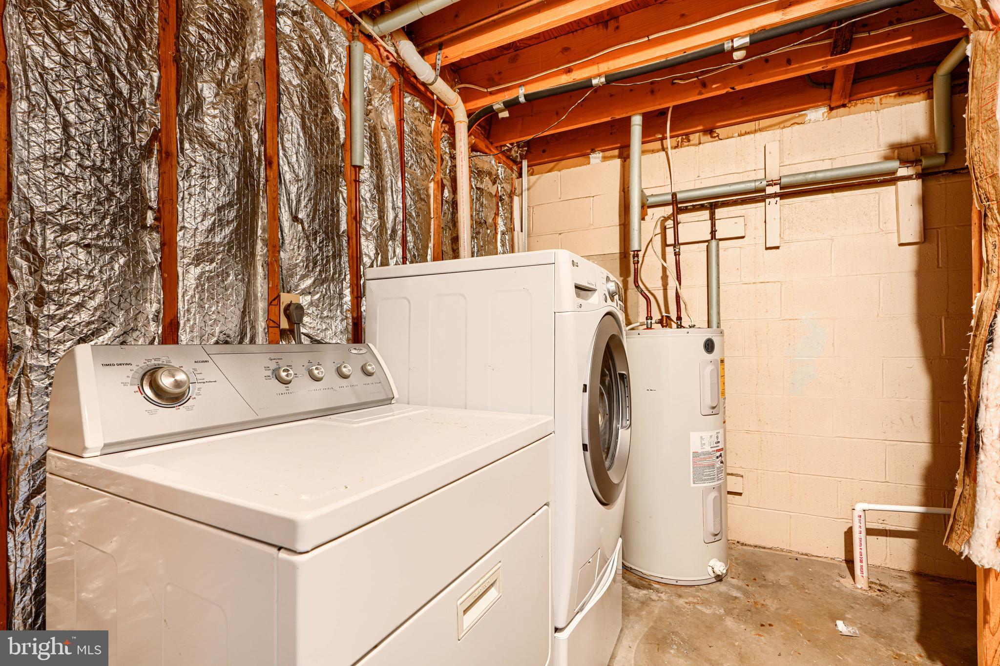 CARROLL CREST - Residential Lease