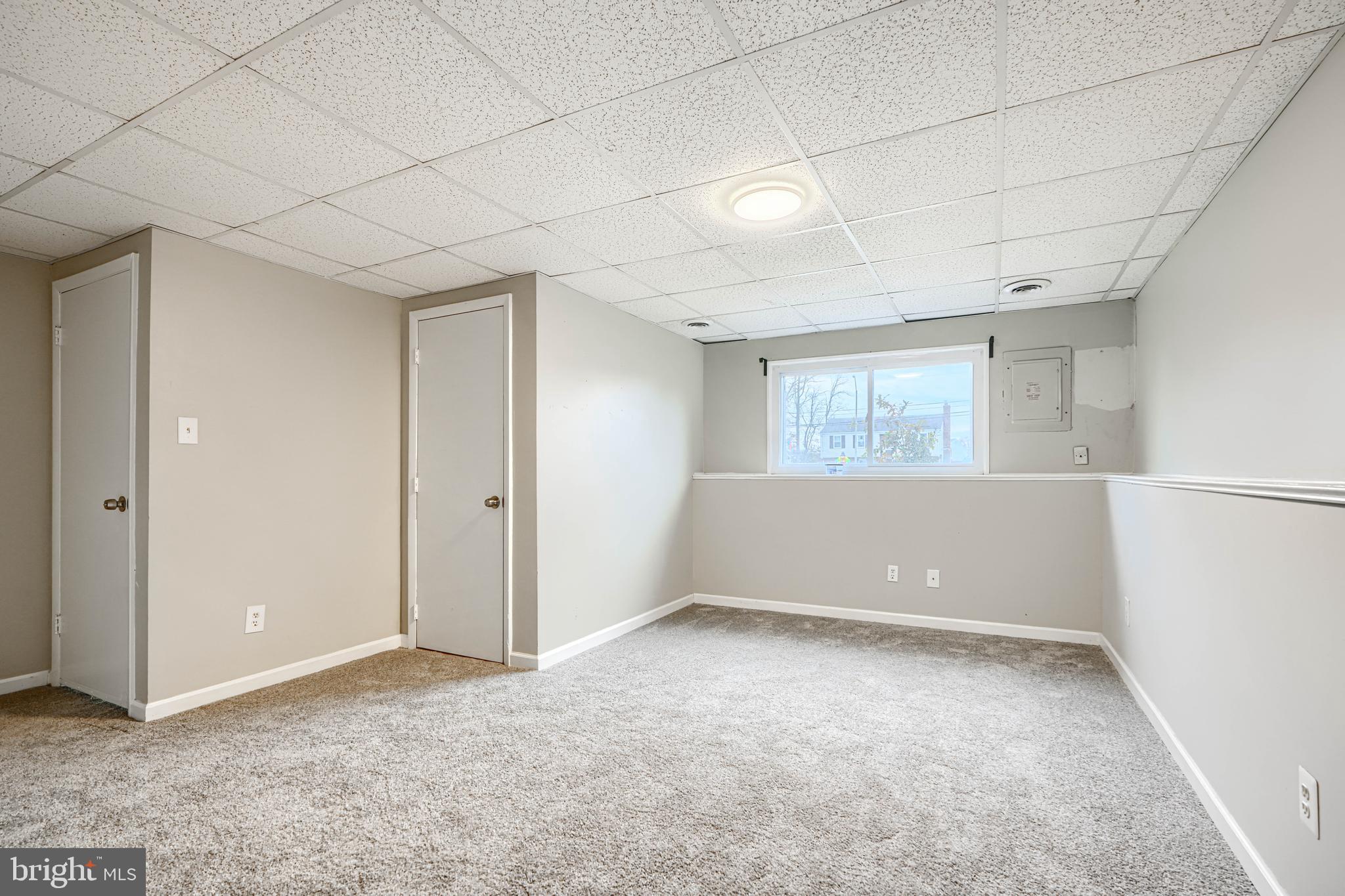 CARROLL CREST - Residential Lease