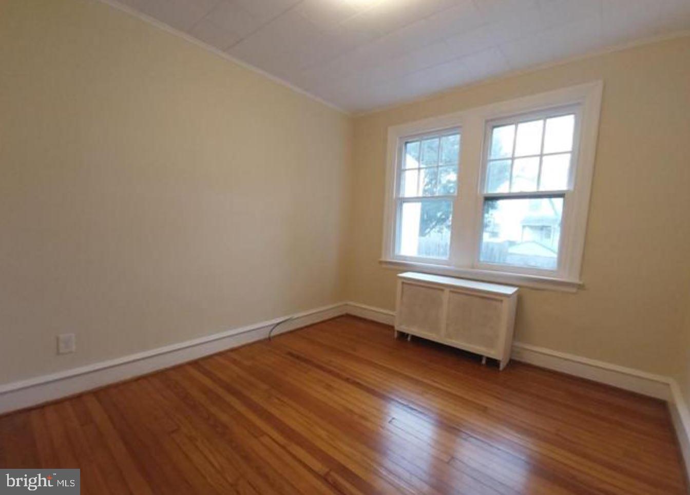 BAEDERWOOD - Residential Lease