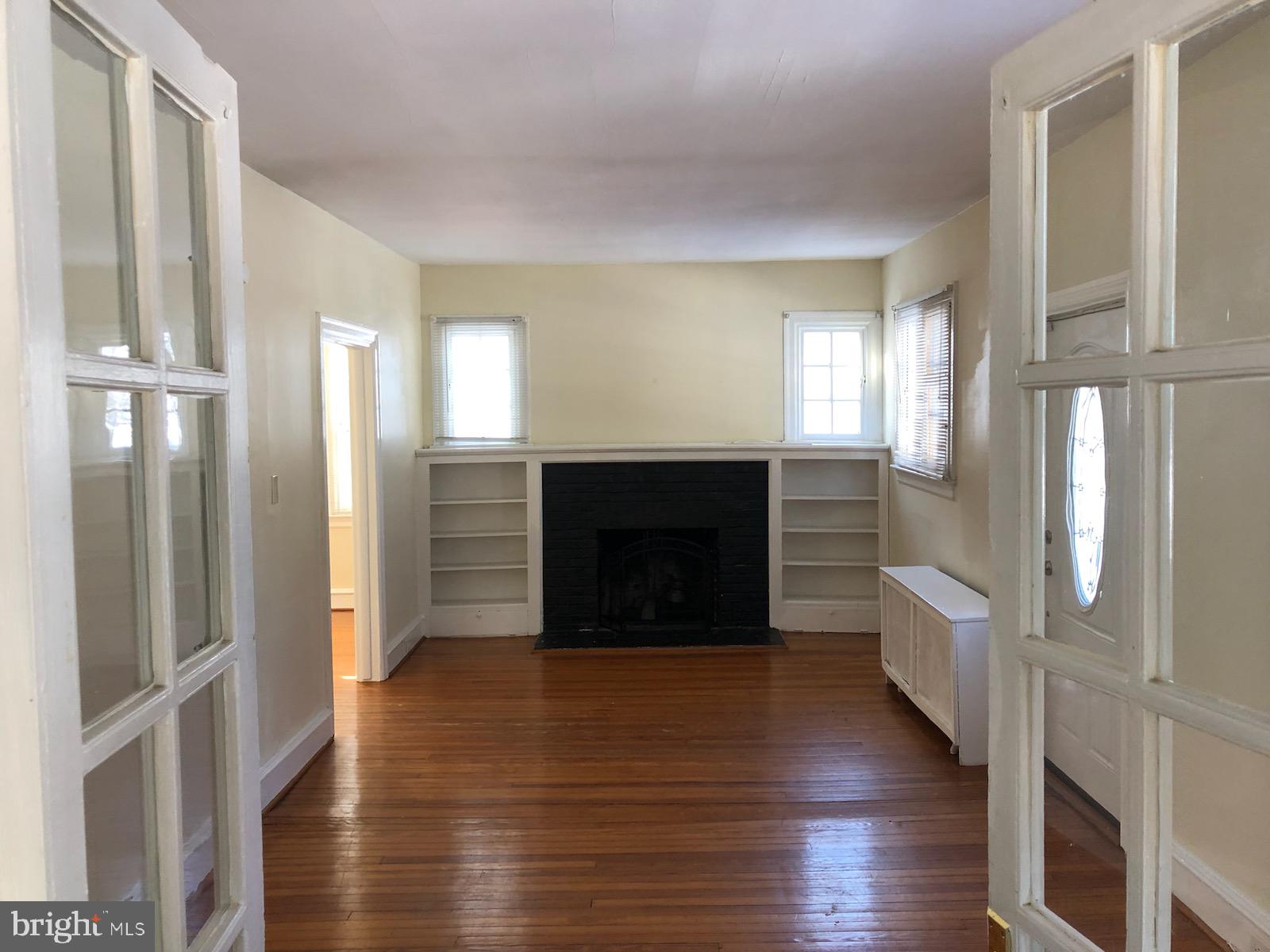 BAEDERWOOD - Residential Lease