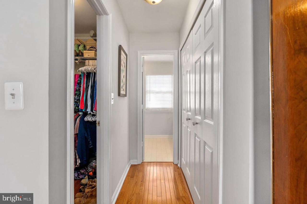 PARK RIDGE - Residential Lease