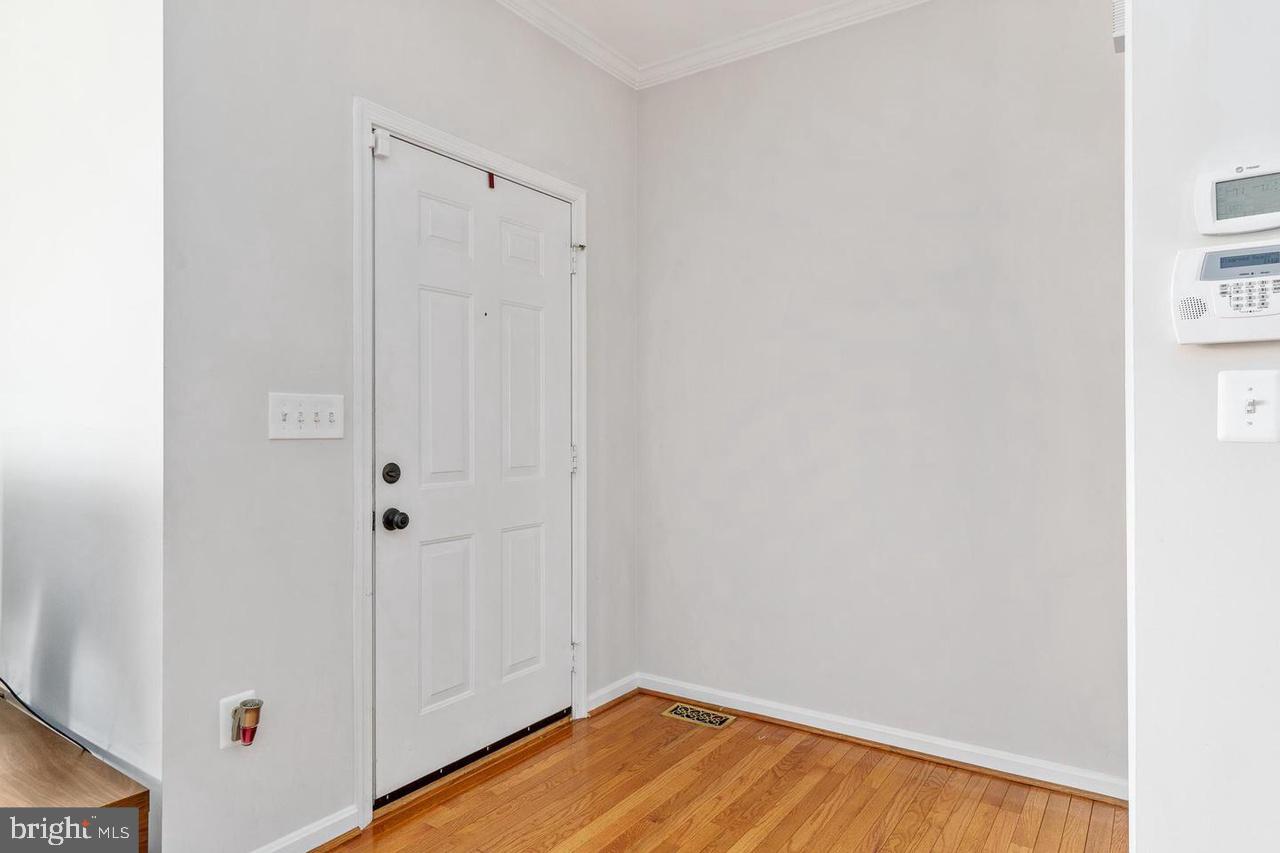 PARK RIDGE - Residential Lease