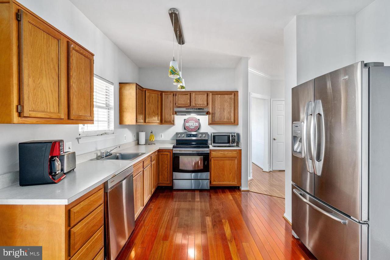 PARK RIDGE - Residential Lease