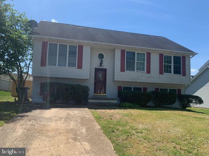 Short Sale Professionally Negotiated, please refer to fee agreement in documents. This home has a lot of potential. Nice layout and a great opportunity to create your personal touch.  Enter at your own risk.
