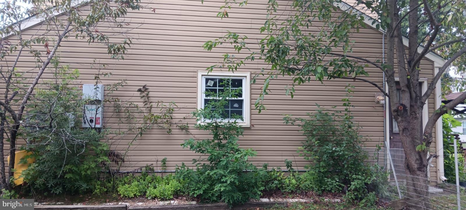 37 DUNHILL DRIVE