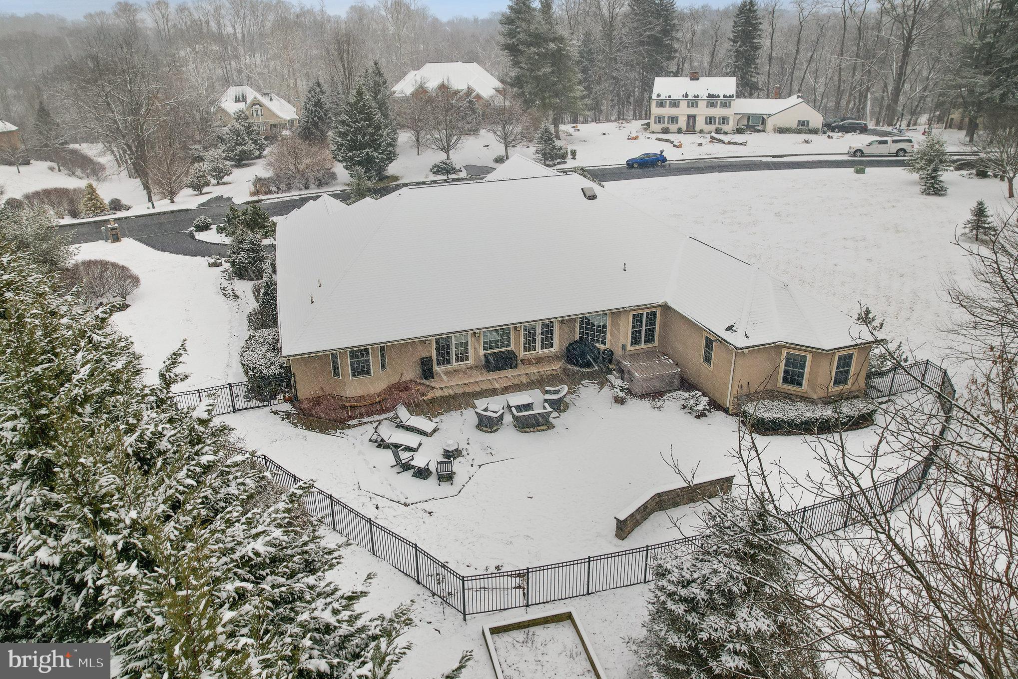 HIGH MEADOW - Residential