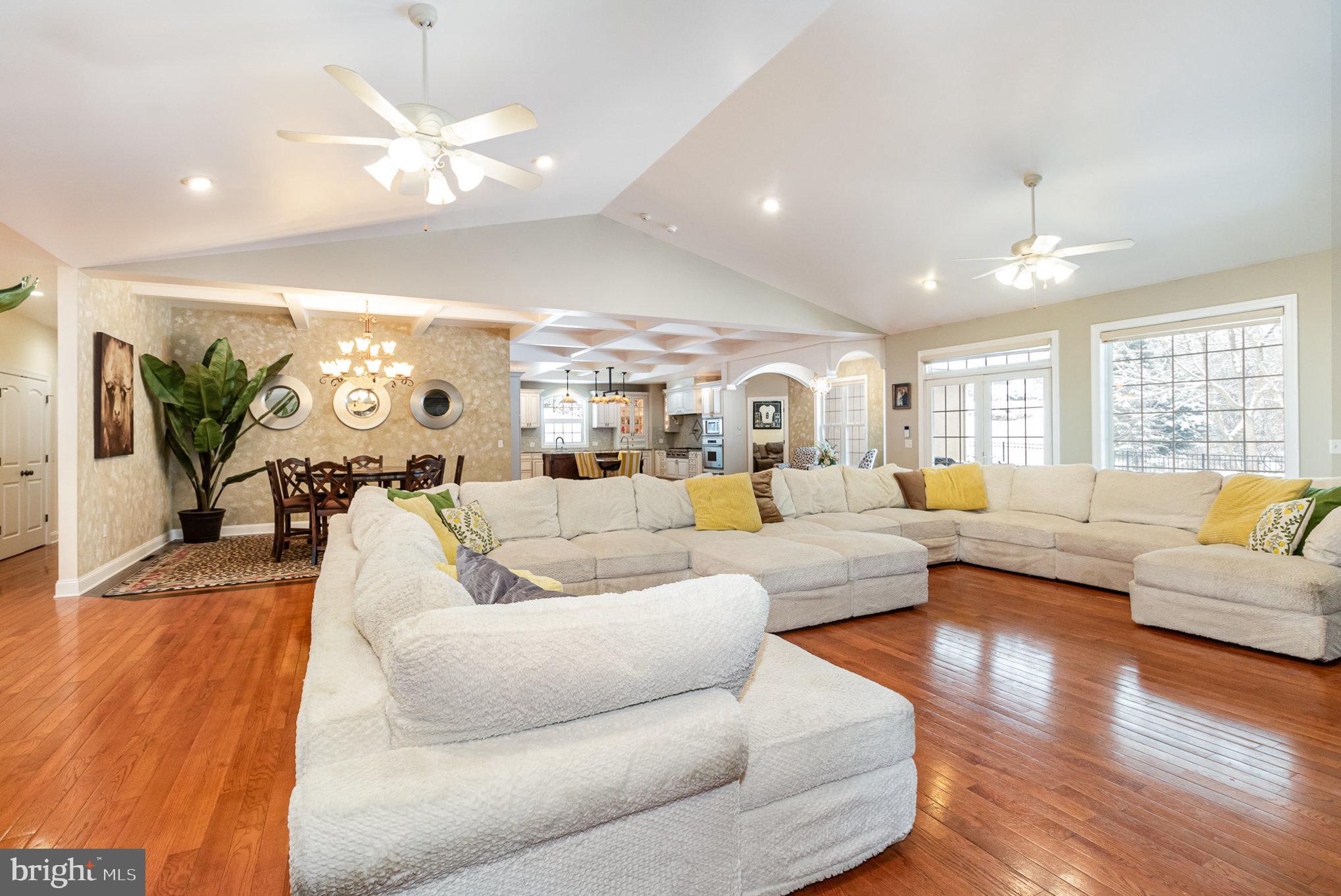 HIGH MEADOW - Residential