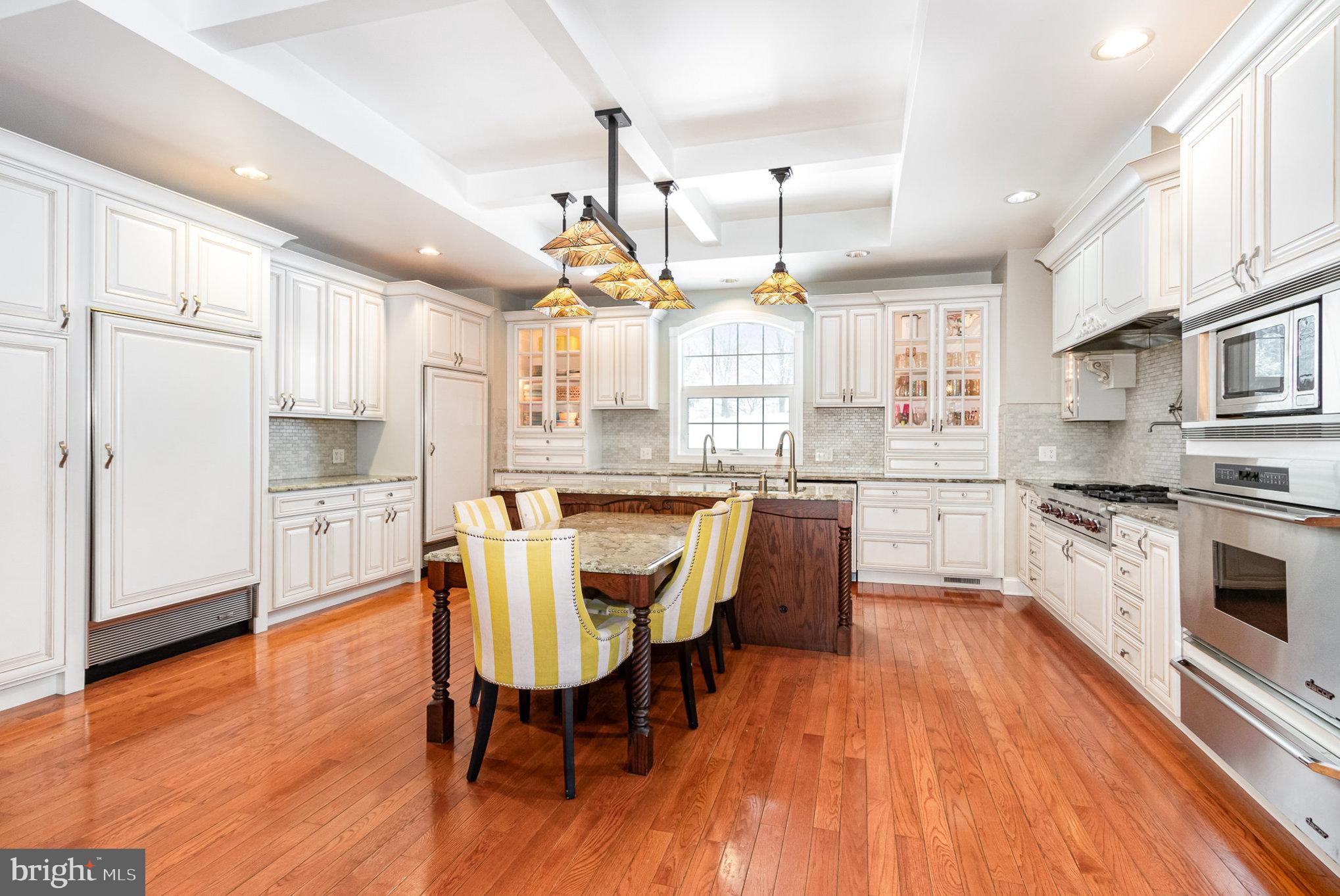 HIGH MEADOW - Residential