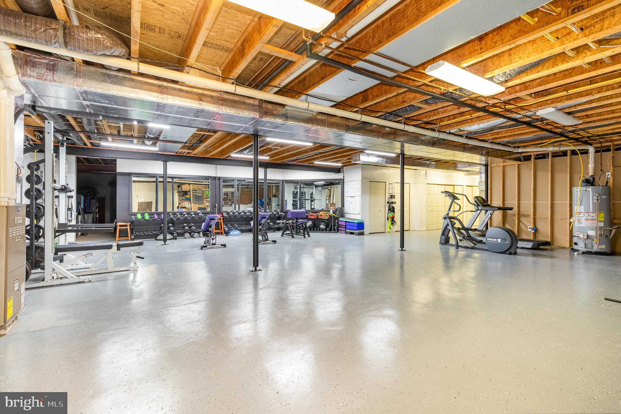 HIGH MEADOW - Residential