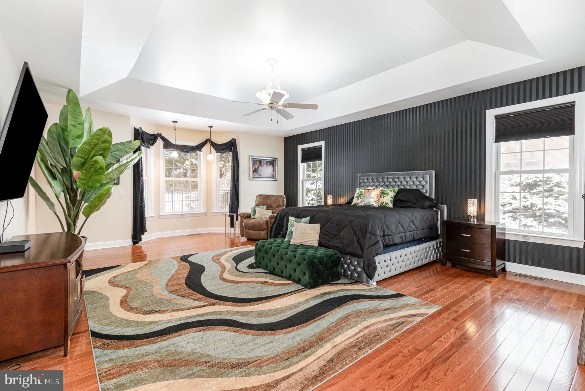 HIGH MEADOW - Residential