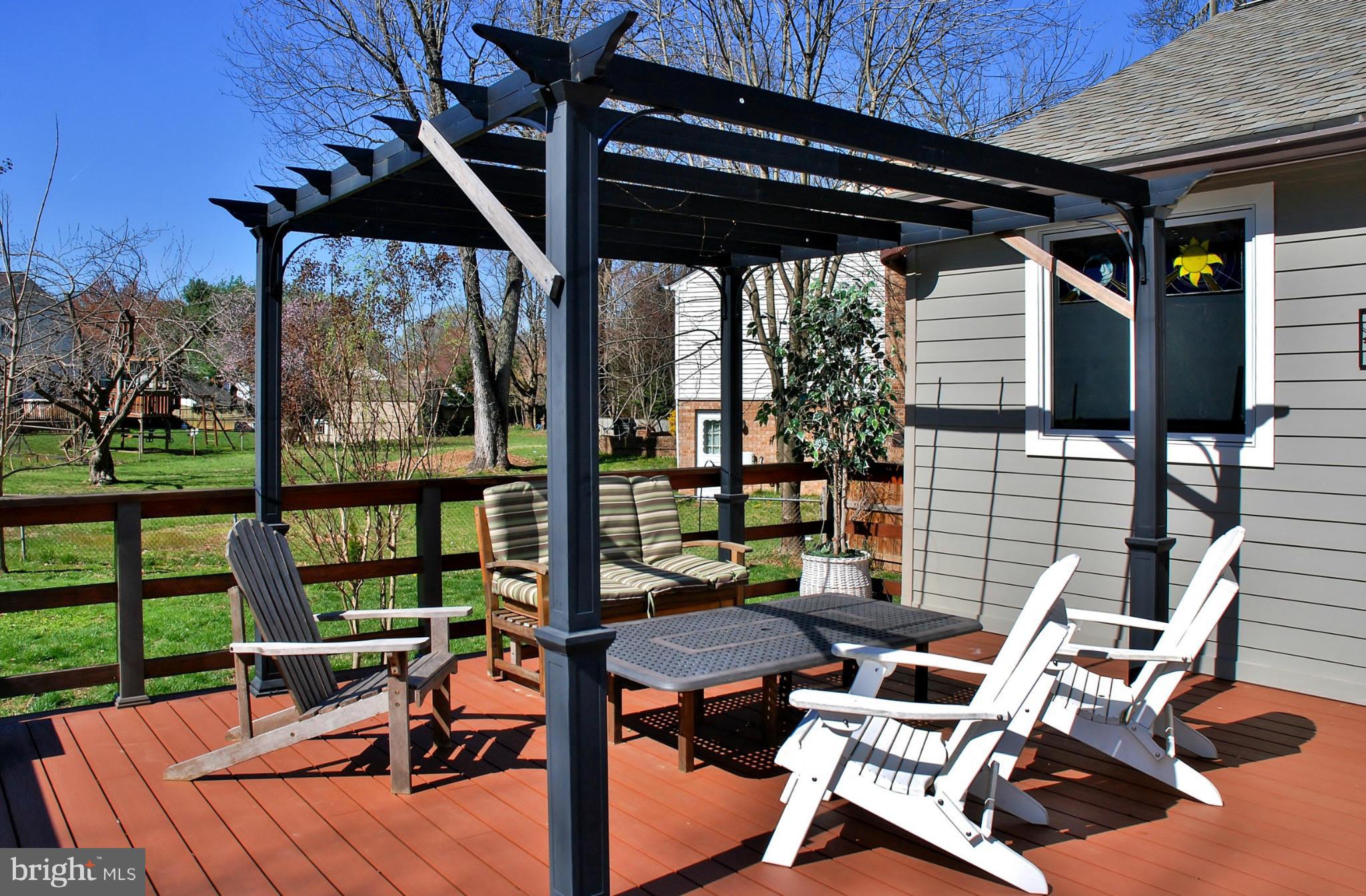 BROOKVILLE KNOLLS - Residential