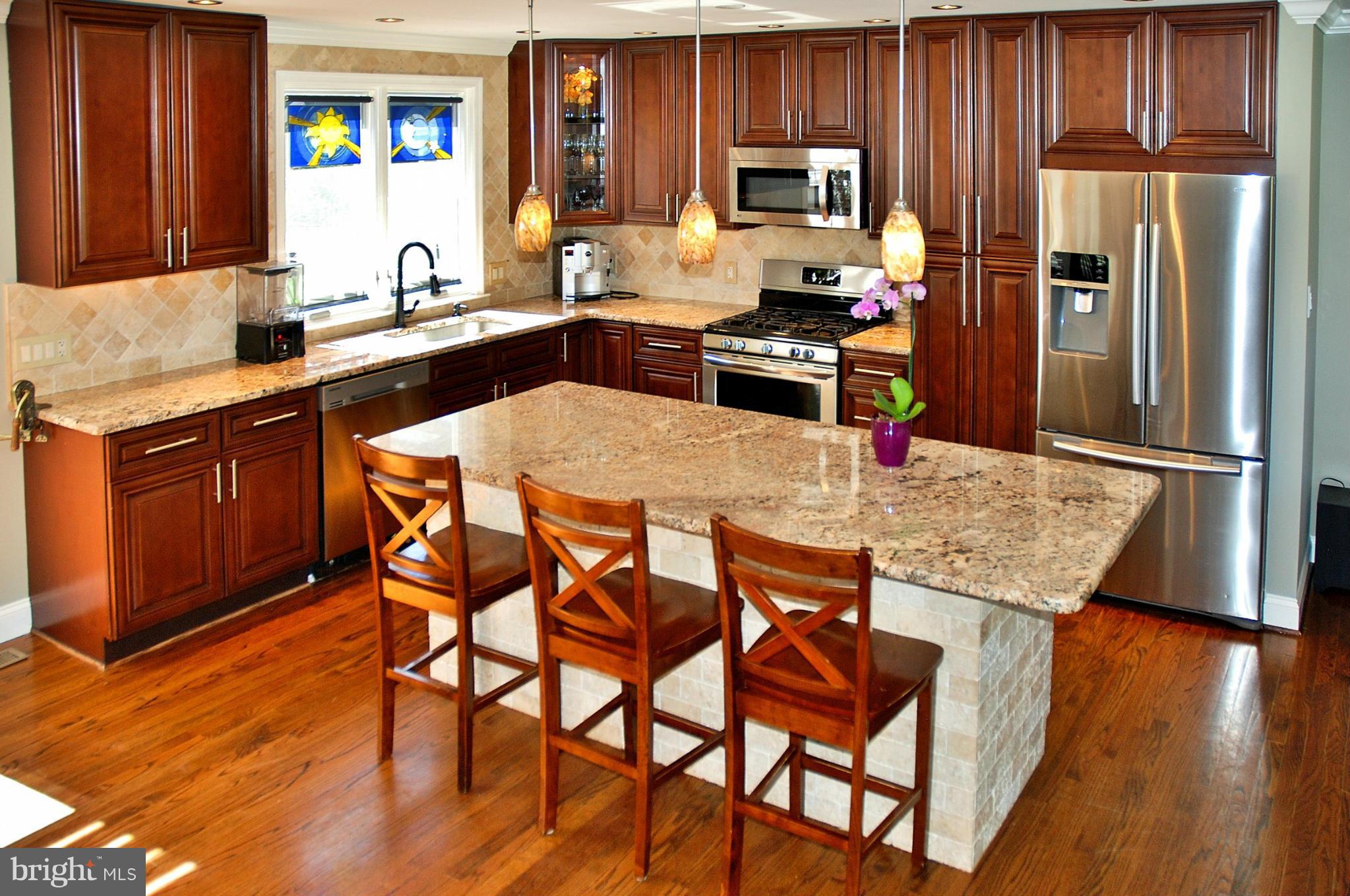 BROOKVILLE KNOLLS - Residential