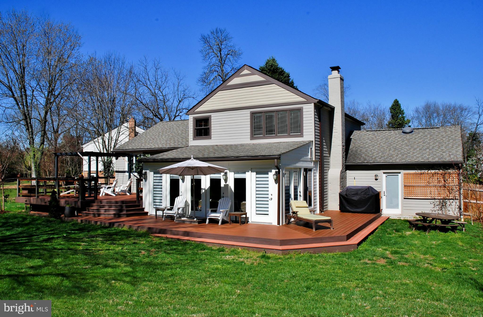 BROOKVILLE KNOLLS - Residential