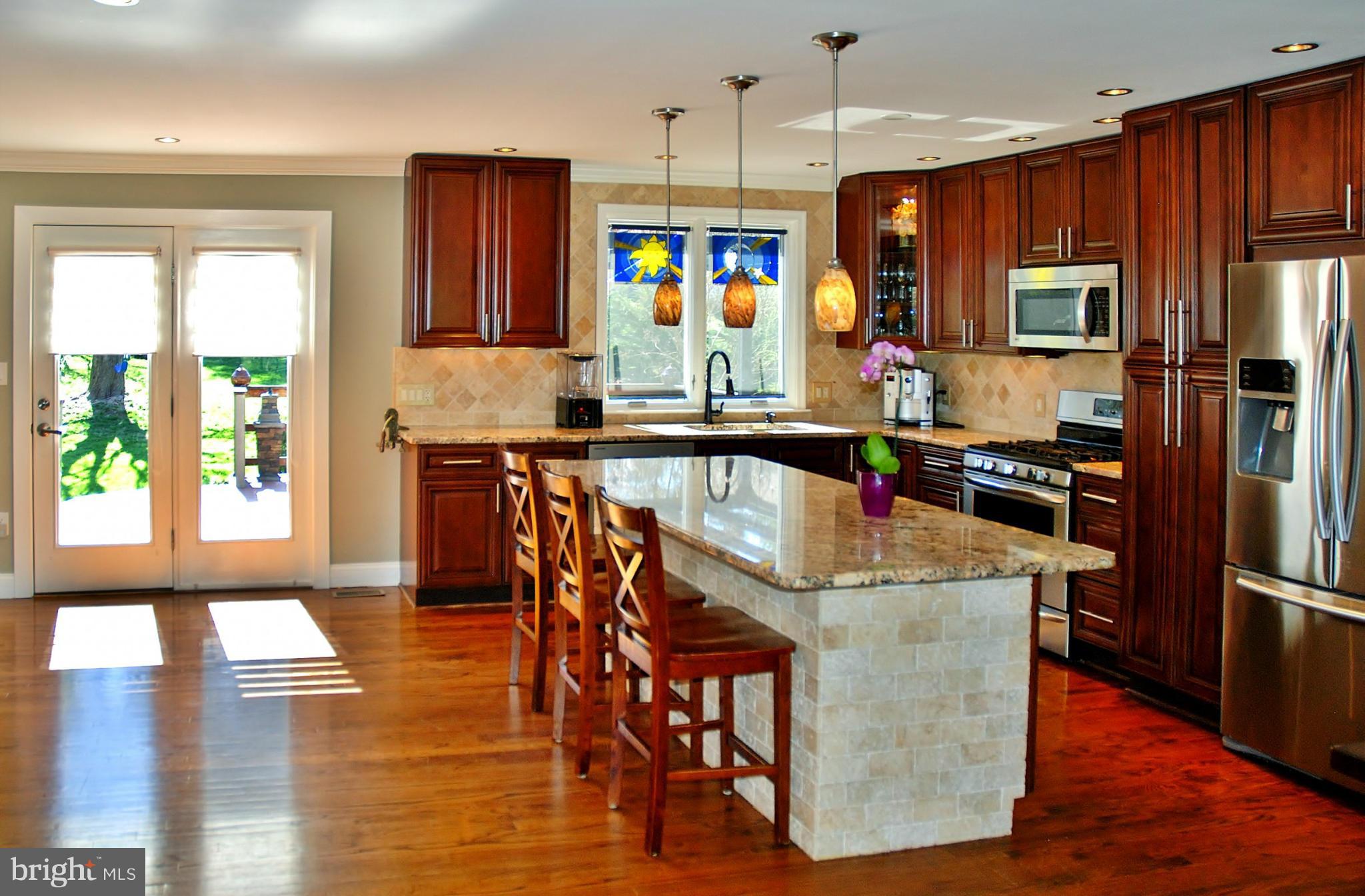 BROOKVILLE KNOLLS - Residential