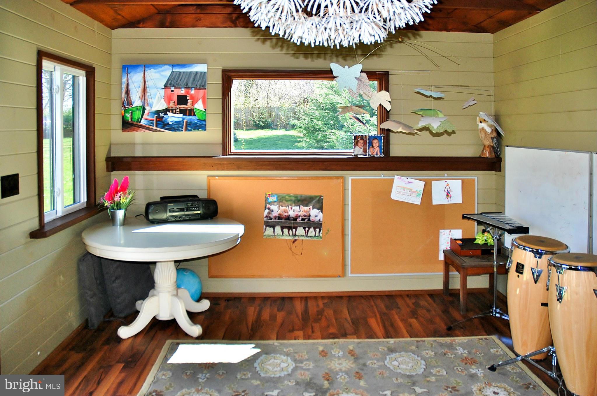 BROOKVILLE KNOLLS - Residential