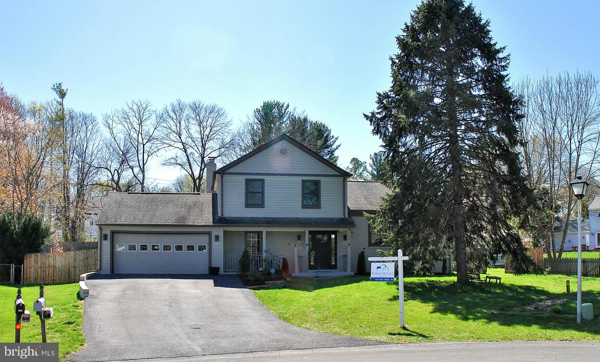 BROOKVILLE KNOLLS - Residential