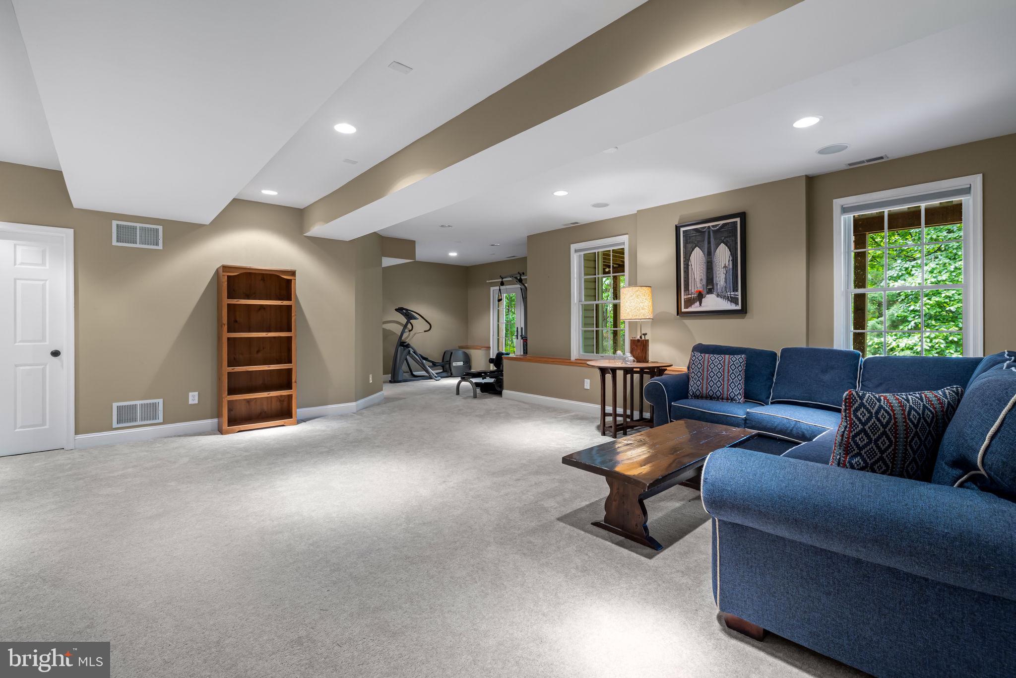 CLIVEDEN REACH - Residential