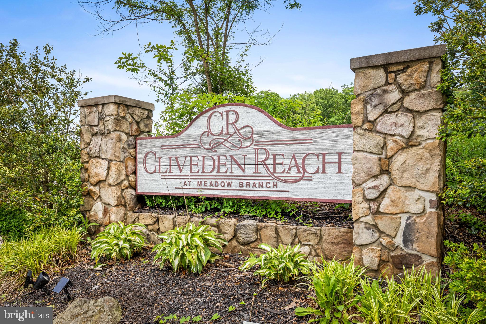 CLIVEDEN REACH - Residential
