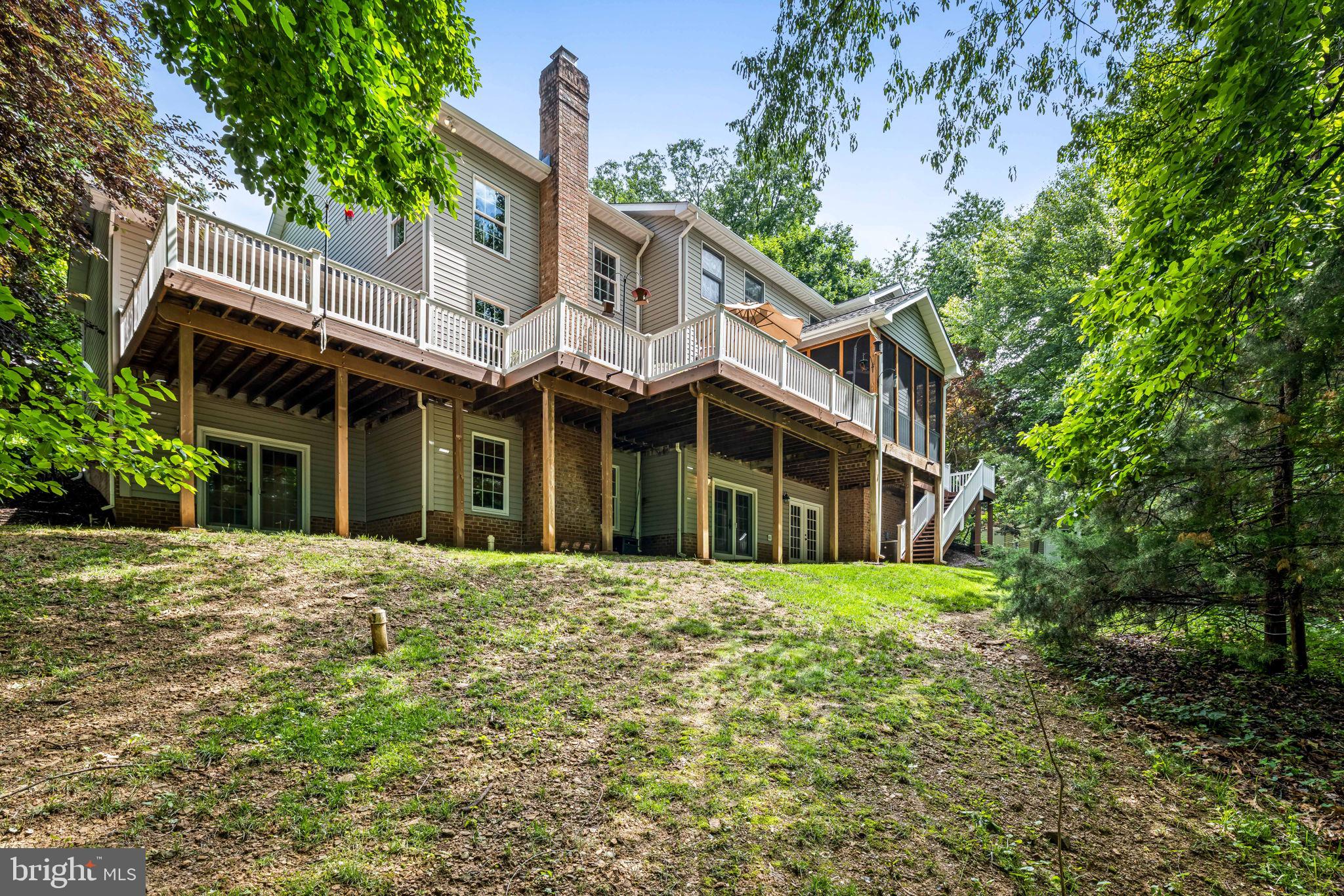 CLIVEDEN REACH - Residential