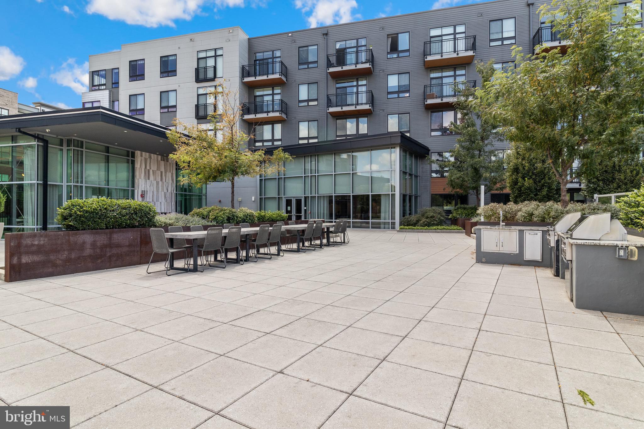 NATIONAL HARBOR - Residential Lease